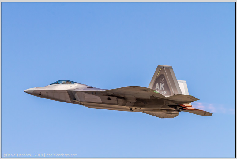 F-22-Raptor-with-afterburner.jpg